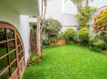 Casa de 4 habitaciones, Lima · Miraflores Vendo Casa Frente a Parque 4 Dorm con Jardin y Terraza At. 300 m²