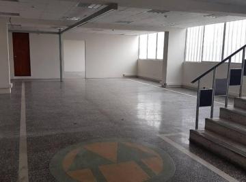 Local comercial · 1100ha · 15 Dormitorios · Venta / Alquiler Local Comercial Breña - Centenario, Implementado, 5 Niveles.