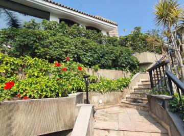 Casa de 4 habitaciones, Lima · Casa en Venta La Molina