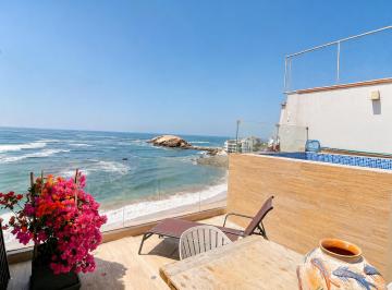 Departamento de 4 habitaciones, Lima · Duplex con Piscina Frente Al Mar en El Malecón de Punta Hermosa!
