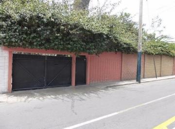 Terreno / Lote · 1648m² · Terreno / Lote en Venta en Santiago de Surco