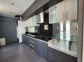 Departamento de 4 habitaciones, Lima · Amplio Dúplex Familiar de 162 m² con Terrazas en Barranco Tradicional