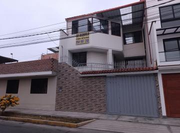 Casa de 7 habitaciones, Huaral · Alquilo Propiedad Uso Oficina Chancay