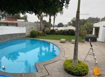 Casa de 4 habitaciones, Lima · Vta La Molina Ca Belair Casa 4d + 5c 1p Jardín Terraza Piscina A/acond S/estar