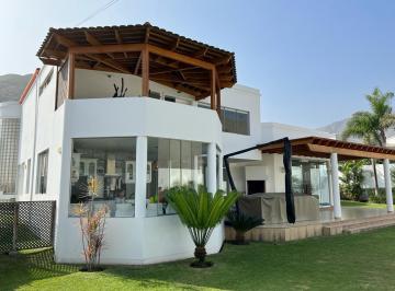 Casa de 4 habitaciones, Lima · Preciosa Casa *1190 M&sup2;* Calle La Escarpada La Planicie - La Molina
