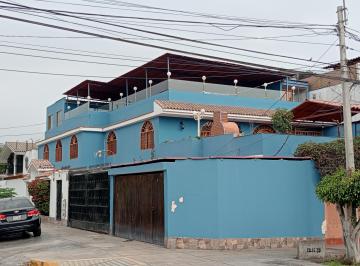 Departamento de 5 habitaciones, Lima · Vendo Amplio y Lindo Duplex 562 M/2 en La Mejor Zona del Pentagonito San Borja