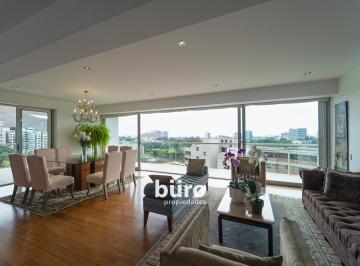 Sala comedor · Hermoso Penthouse en Venta en Cerros de Camacho Surco con Dos Master Bedroom