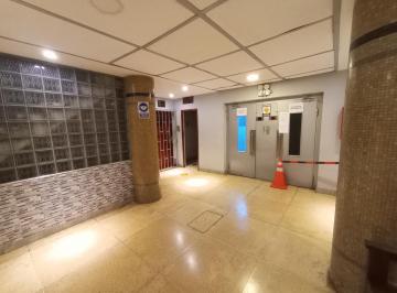 Oficina comercial , Lima · Alquiló Oficina Entre Pablo Bermúdez y Arenales.