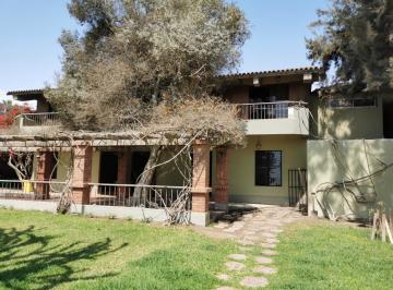 Terreno / Lote · 300m² · Terreno en Venta en Av Luis Galvez Chipoco 243