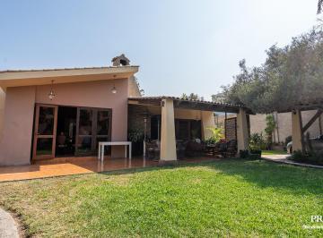 Casa de 4 habitaciones, Lima · Remate 1,138 M&sup2;! Casa en Venta de un Solo Piso – La Molina