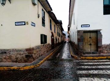 Local comercial , Cusco · Cusco: ¡Casona a 1 Cuadra de La Plaza de Armas de Cusco