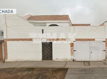 Casa de 6 habitaciones, Lima · ¡Casa a Solo Tres Cuadras de La Playa Arica, Lurín!