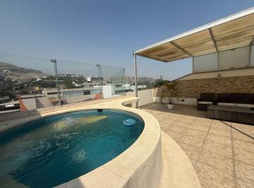 Departamento de 3 habitaciones, Lima · Vendo Dúplex con Piscina en Valle Hermoso!
