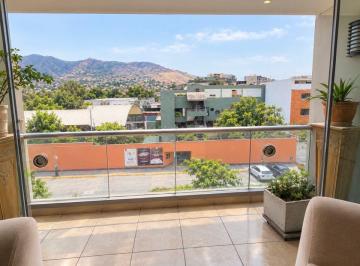 Departamento de 3 habitaciones, Lima · Dúplex con Piscina y Amplia Terraza en Valle Hermoso!