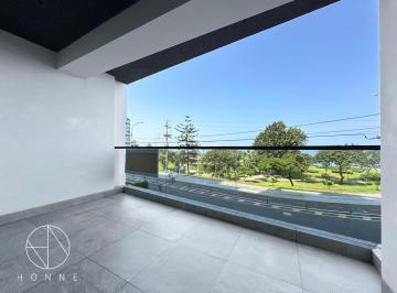 Casa · 227m² · 3 Dormitorios · 1 Estacionamiento · Departamento en Miraflores
