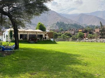 Terreno / Lote de 3 habitaciones, Lima · Se Vende Amplio Terreno, Cerca La Carretera Central.