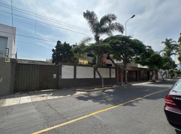 Terreno / Lote de 3 habitaciones, Lima · Terreno con Casa en Casco Gris y Proyecto Aprobado