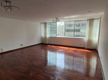 01 Sala 36m2 · Departamento 3dorm - Av Benavides, Remodelado, Centrico por Larco y Pque Kennedy