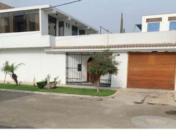 Casa de 6 habitaciones, Huaral · Se Vende Linda y Amplia Casa en Huaral