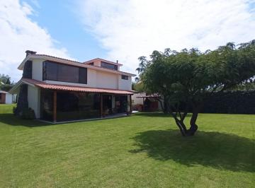 Casa de 5 habitaciones, Arequipa · Hermosa Casa en Venta – Challapampa