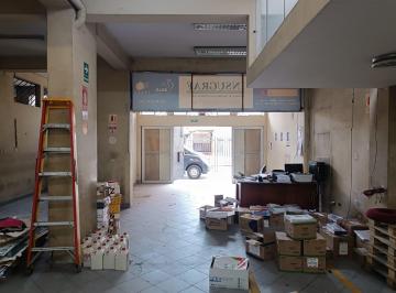Local comercial de 3 habitaciones, Lima · Inmejorable Ubicacion, Alto Transito Peatonal y Vehicular! A. E
