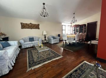 Terreno / Lote de 6 habitaciones, Lima · Vendo Casa en Plena Av Castilla