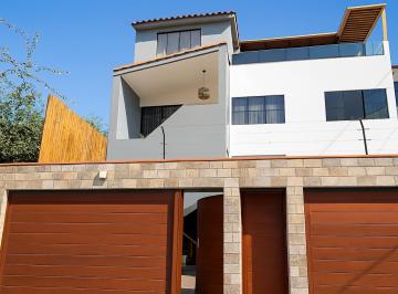 Departamento de 4 habitaciones, Lima · Dpto Triplex Tipo Casita Independiente Vista Parque Zona Tranquila