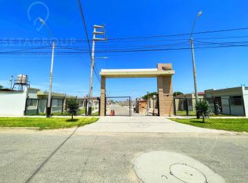 Casa · 55m² · 2 Dormitorios · Casas en Condominio Cerrado, Piura