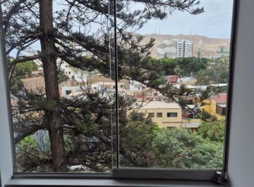 Departamento de 2 habitaciones, Lima · Alquilo Dpto - Chorrillos Cerca Regatas L/barranco C/s Muebles de 2dorm y 2 Baños - Us$600