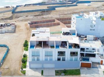 Casa · 216m² · 4 Dormitorios · Hermosa y Exclusiva Casa de Playa en San Bartolo 216 m² Frente Al Mar