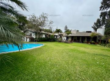 Casa · 379m² · 4 Dormitorios · 8 Estacionamientos · Venta Amplisima Residencia Urb. Los Granados de Monterrico, Surco