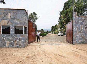 Terreno / Lote · 1517m² · Venta Terreno de Campo Condominio "El Olivar" Pucusana