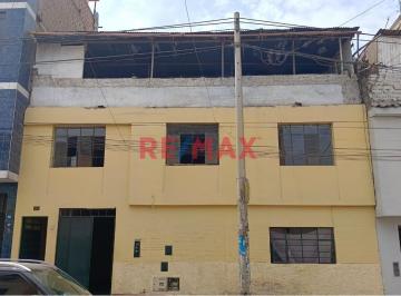 Casa · 200m² · 7 Dormitorios · Casa en Venta en San Juan de Miraflores
