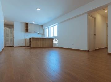 Departamento de 3 habitaciones, Lima · Frente Al Parque de Las Américas
