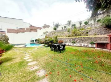 Casa · 460m² · 4 Dormitorios · 5 Estacionamientos · Venta / Casa en Rinconada Alta con 2 Frentes - La Molina