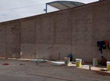 Local comercial , Arequipa · Puesto en Venta de 17 m² en El Mercado Mayorista Paraíso.