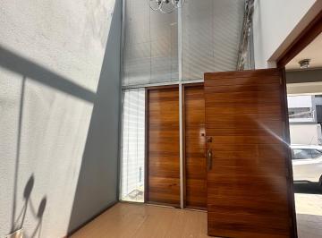 Casa de 3 habitaciones, Arequipa · Linda Casa en Alquiler! Piedra Santa Frente a Parque