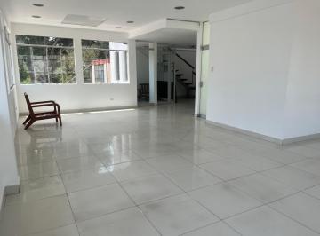 Oficina comercial , Lima · Vendo Casa en Surquillo a Media Cuadra de Aramburu