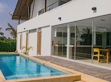 Casa de playa de 4 habitaciones, Chincha · Venta de Exclusiva Casa Hops Malibu – Playa del Carmen, Chincha