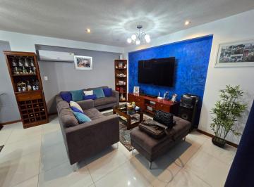 SALA COMEDOR · Venta Moderno Duplex (Cochera + Deposito Incluido) en Los Olivos