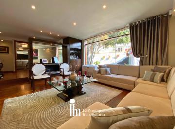 Departamento de 5 habitaciones, Lima · Aurora - Miraflores, Vendo Dpto. Tipo Casa en Primer Piso, Jardín, Piscina Propia