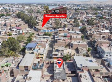 Casa de 4 habitaciones, Ica · Se Vende Casa Viñedos de Santa María, a 1 Cuadra del Mercado Arenales - Ica
