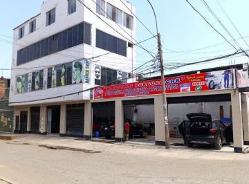 Casa · 320m² · 5 Dormitorios · 1 Estacionamiento · Venta de Casa en Carabayllo