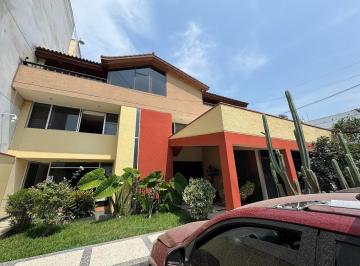 Casa de 5 habitaciones, Lima · Se Vende Casa Como Terreno en Corpac San Isidro