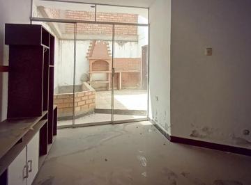 Casa de 5 habitaciones, Lima · Vendo Casa Para Remodelar en Av Santos Chocano San Martín de Porres