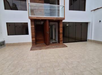Casa de 6 habitaciones, Trujillo · Alquiler Casa en San Andres