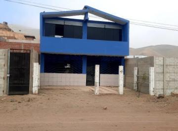 Casa · 240m² · 5 Dormitorios · Venta de Casa Distrito Santa Rosa