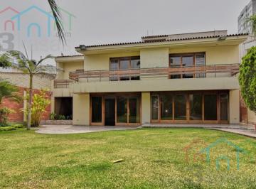 Casa · 759ha · 9 Dormitorios · 4 Estacionamientos · Vendo Casa en Clemente X, San Isidro
