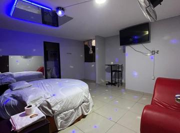 Hotel de 32 habitaciones, Lima · Venta de Hotel en El Rimac de 179 m²
