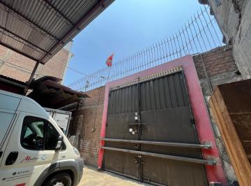 Local comercial · 450m² · 2 Estacionamientos · Venta de Local Comercial en El Centro de Lima